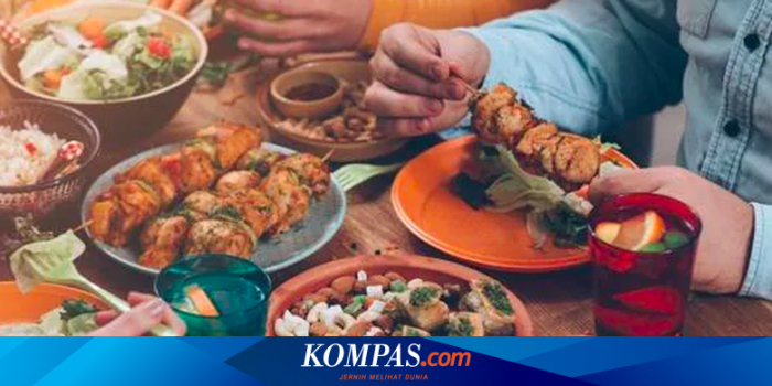 Tips Menghindari Makan Berlebihan Saat Stres