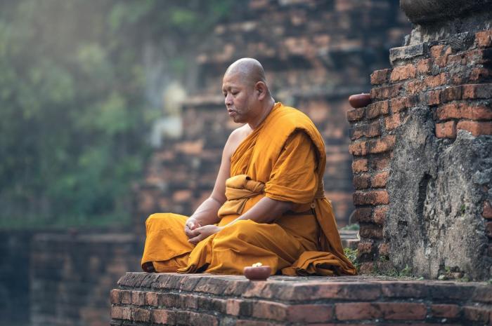 Wellness dan Spiritual: Hubungan Antara Meditasi dan Ketenangan