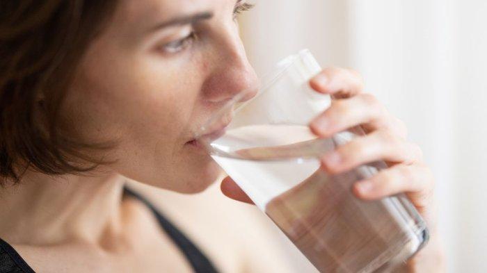 Air Putih dan Peran Pentingnya dalam Diet Sehat