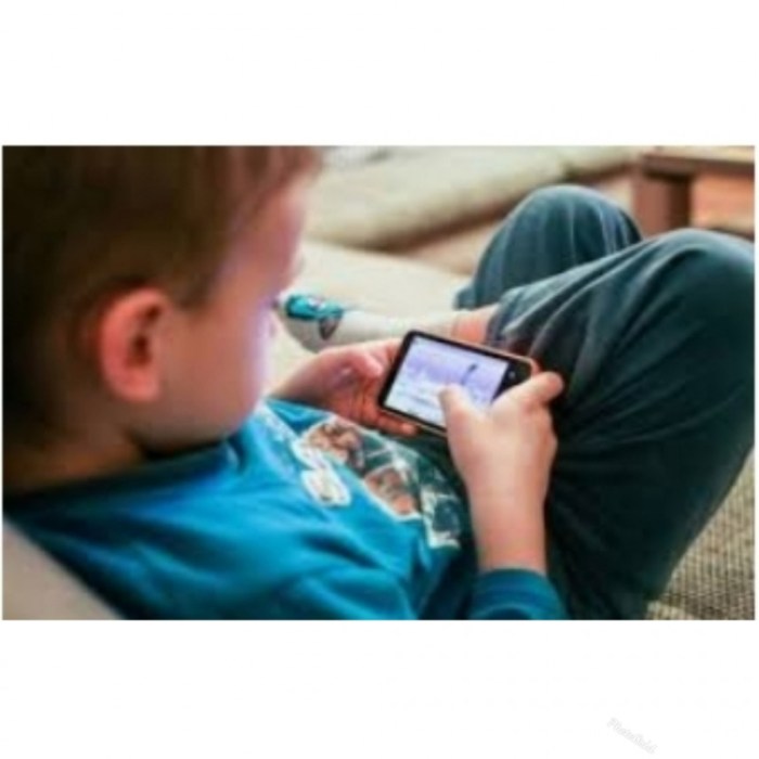 Dampak Gadget Berlebihan pada Perkembangan Anak