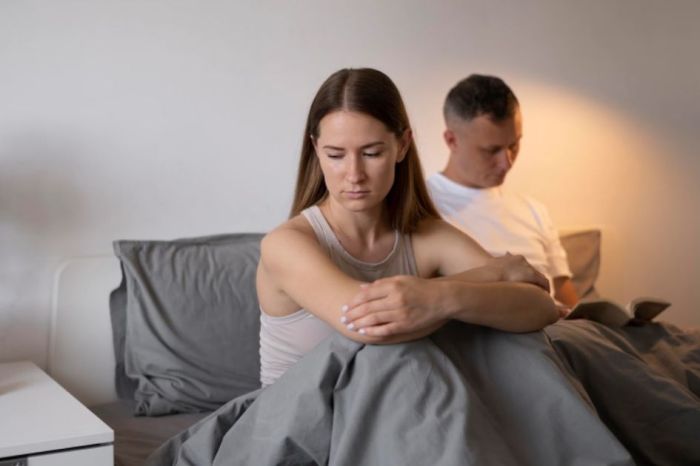 Posisi Spooning: Nyaman untuk Pagi Hari
