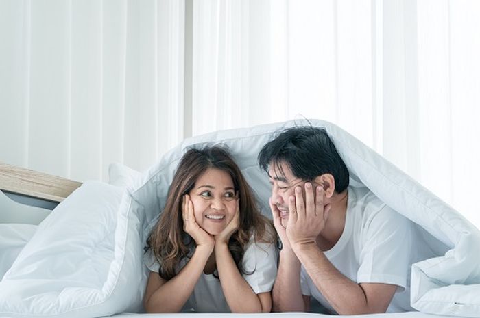 Menjadwalkan Hubungan Intim: Romantis atau Hambar?
