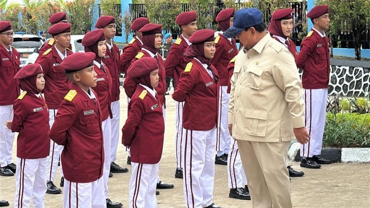 Anak Pemulung Berpeluang Menjadi Insinyur dan Dokter