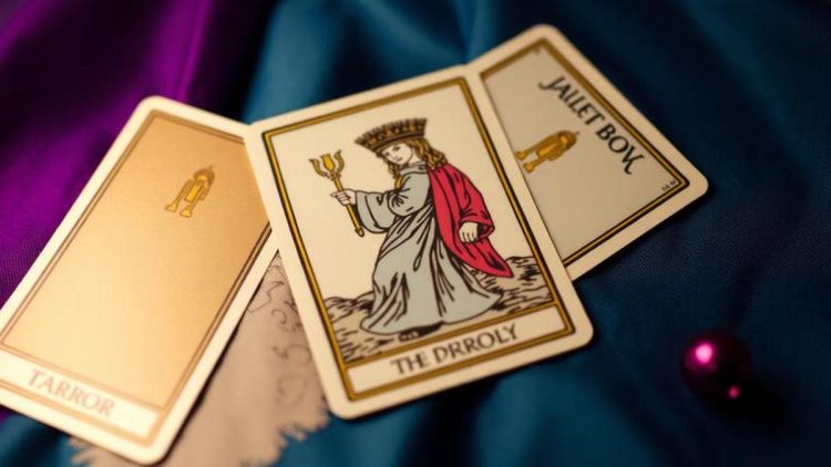 Tarot Jadi Pegangan Baru Gen Z, Dari Mistis Menjadi Alat Psikologis