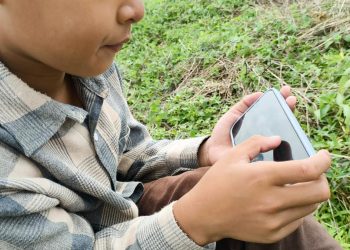 Generasi Alpha Rentan Gangguan Kesehatan Mental, Dunia Maya Jadi Pemicu Utama