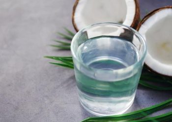 Air Kelapa Bisakah Mengatasi Cacar Air pada Anak? Penjelasan Dokter