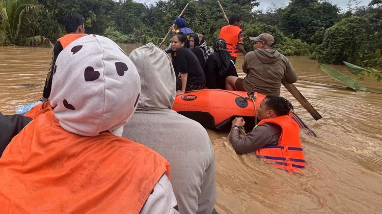 Banjir Menggenangi 4 Kecamatan di Tebing Tinggi, 3539 Warga Terpengaruh