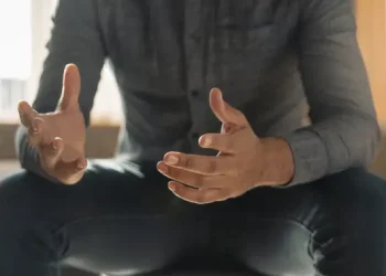Kisah Ardi, Dibesarkan Sebagai Perempuan Muncul Sebagai Laki-Laki di Usia 22