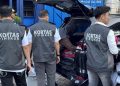 Geledah Kafe Sidoarjo Terkait Kasus Korupsi Impor HP Seken