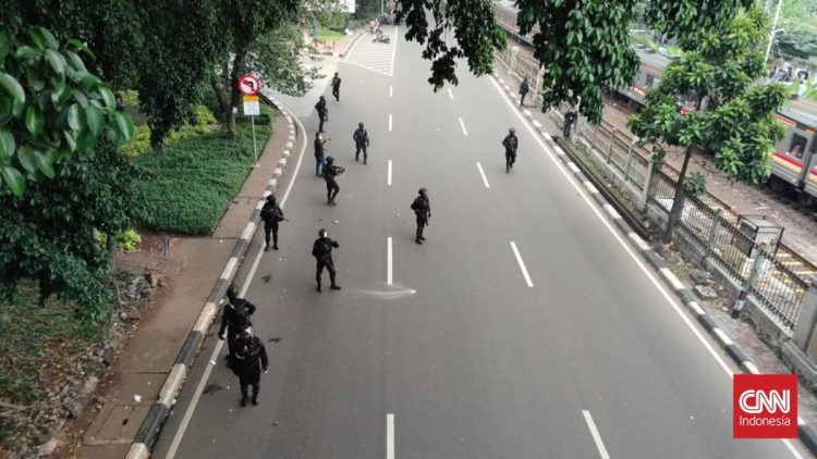 Polisi Kerahkan Intel untuk Mengalihkan Aksi Demo Mahasiswa di Bundaran HI