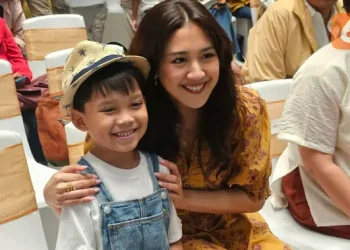 Cara Orang Tua Sherina Membantu Menemukan Potensi Diri