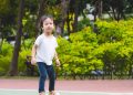 Pilih Sepatu dan Sandal Anak yang Tepat untuk Mendukung Tumbuh Kembang Kaki