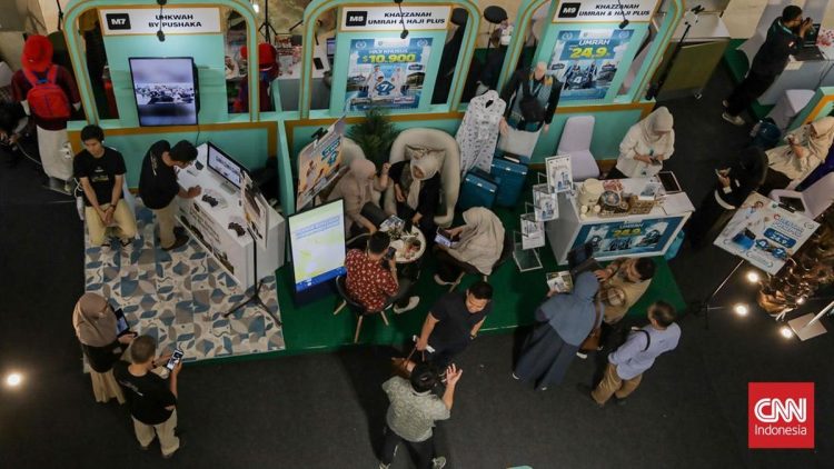 Pengunjung Memeriahkan Islamic Travel Connect 2026 di Kokas
