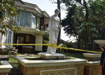 Hakim Menolak Pengembalian Foto Keluarga Febrie yang Disita dari Rumah di Sentul