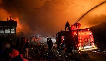Kebakaran Hebat di TPA Putri Cempo Solo