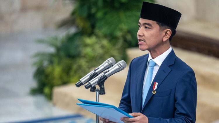 Gibran Kunjungi Batang untuk Tinjau Penanganan Korban Keracunan