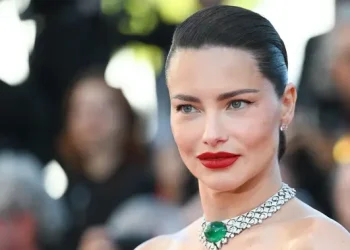 Olahraga untuk Mencapai Body Goals Seperti Supermodel Victoria Secret
