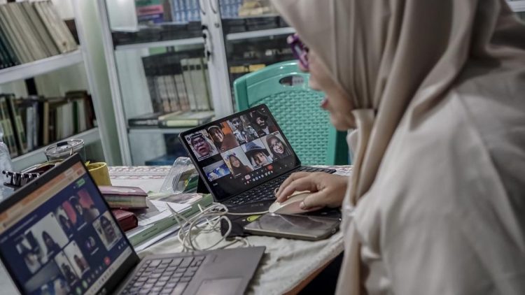 Kemenag Siapkan Mekanisme PJJ Pesantren di Tiga Pulau Terkena Karhutla
