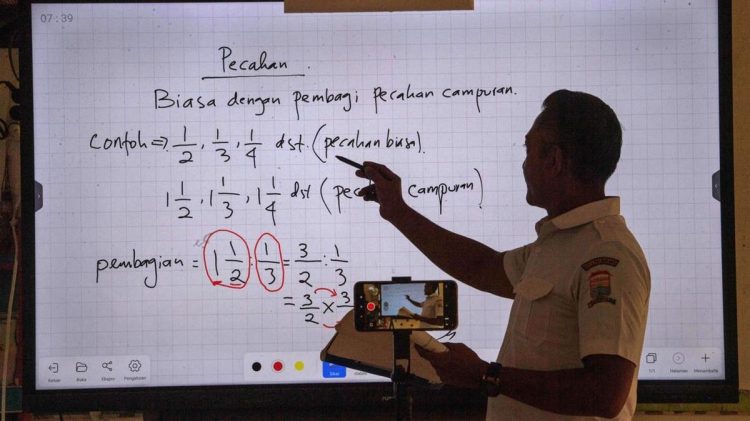 Darurat Asap Karhutla, Sekolah di Sumut Laksanakan PJJ Hingga 21 Oktober