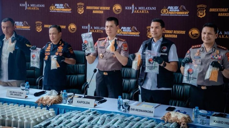 Penggerebekan 2 Pabrik Tramadol di Sukoharjo, 16 Tersangka Ditangkap